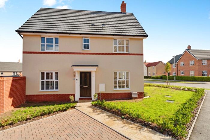 3 Bedroom Semi-Detached House For Sale In Emmerson Close, Stowmarket, Suffolk, IP14
