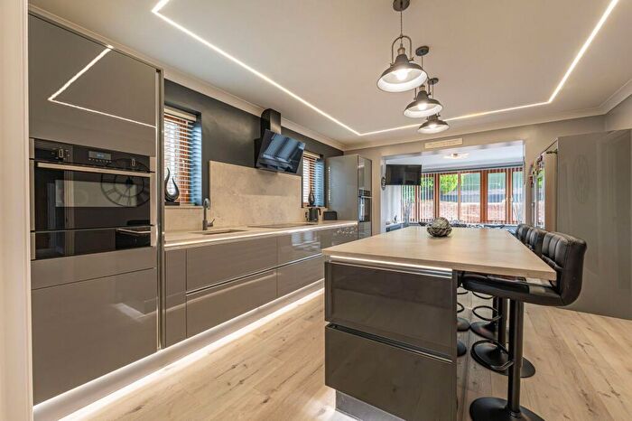 4 Bedroom Detached House For Sale In Llynfi Court, Maesteg, CF34