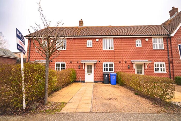 3 Bedroom Terraced House To Rent In Reydon, IP18