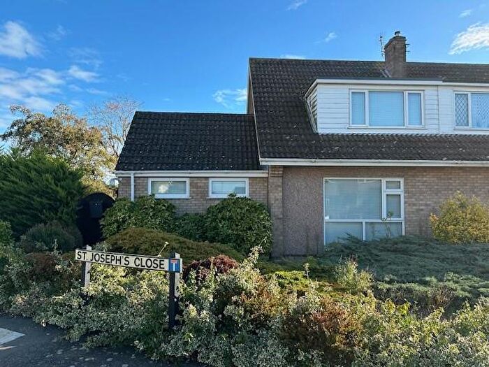 3 Bedroom Semi-Detached House For Sale In St. Josephs Close, Kettering, NN15