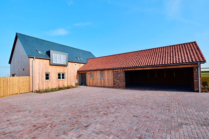 4 Bedroom Detached House For Sale In Manor Farm, Great Raveley, PE28
