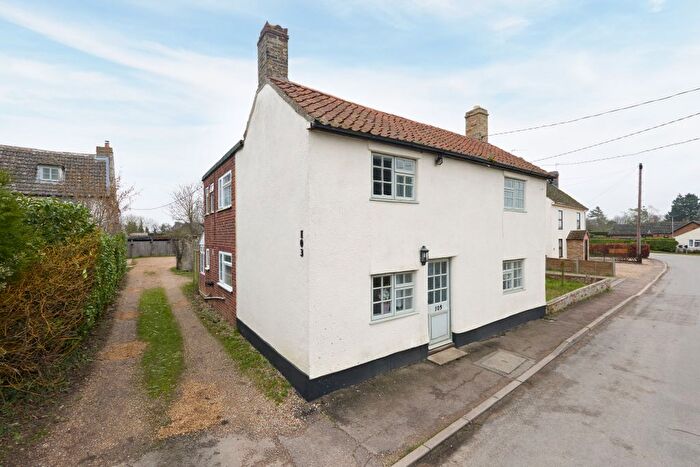 4 Bedroom Detached House For Sale In West Row, Bury St Edmunds, Suffolk, IP28