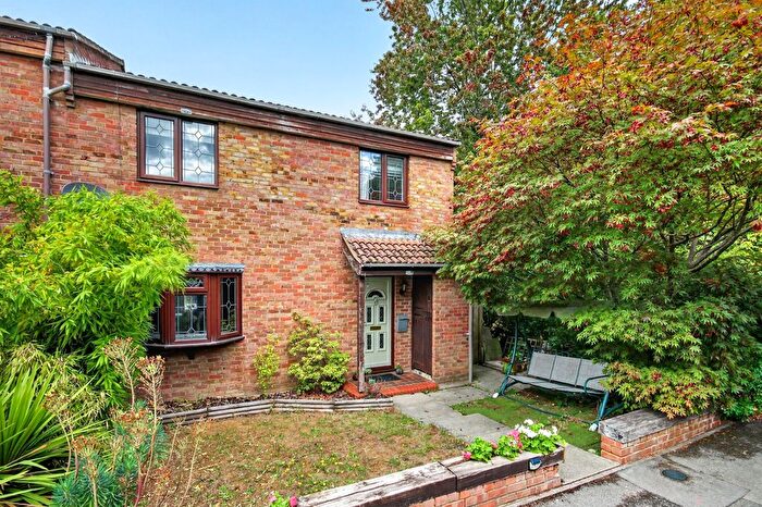 3 Bedroom End Of Terrace House For Sale In Dalcross, Bracknell, RG12