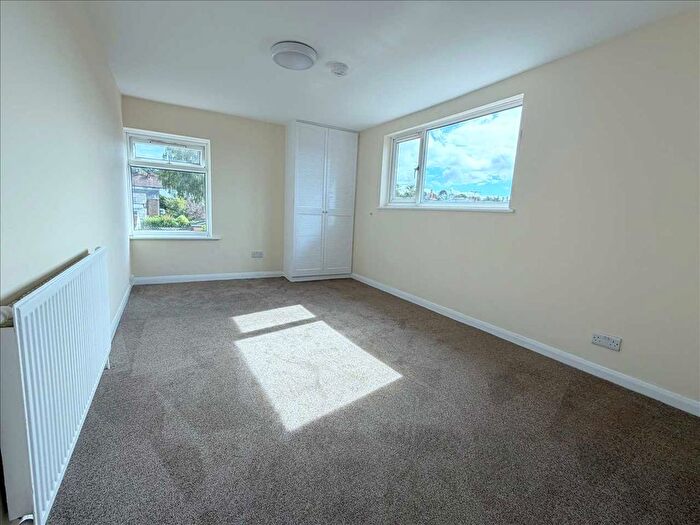 2 Bedroom Flat To Rent In Camden Road, Tunbridge Wells, TN1