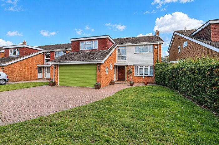 4 Bedroom Detached House For Sale In Grangewood, Wexham, Slough, SL3
