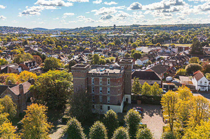 2 Bedroom Penthouse For Sale In Cardwells Keep, Guildford, Surrey, GU2