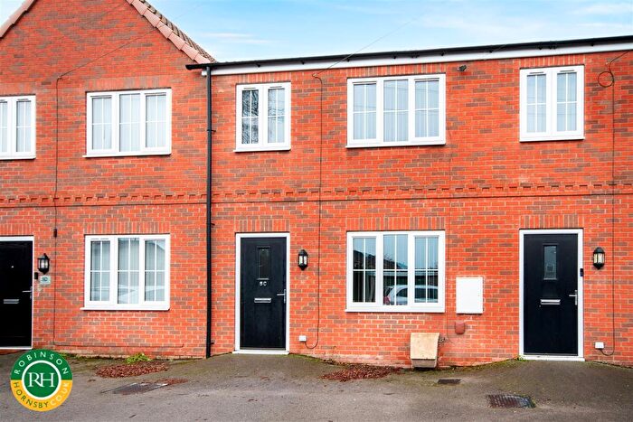3 Bedroom Property For Sale In Lime Tree Crescent, Rossington, Doncaster, DN11
