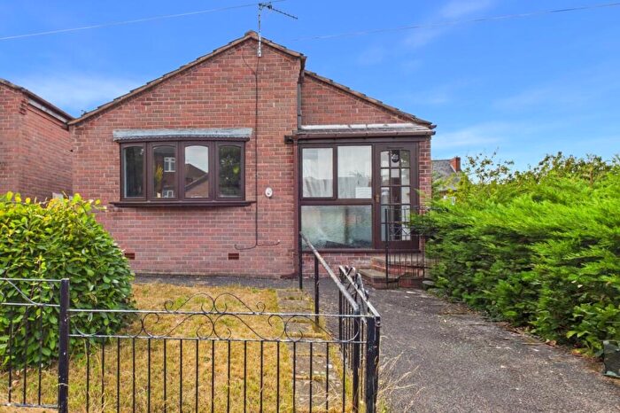 2 Bedroom Detached Bungalow For Sale In Welby Place, Sheffield, South Yorkshire, S8