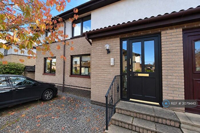 3 Bedroom Flat To Rent In Bearsden, Glasgow, G61