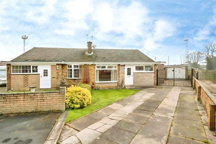 2 Bedroom Bungalow For Sale In Park Close, Armthorpe, Doncaster, South Yorkshire, DN3