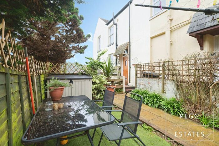 2 Bedroom Maisonette For Sale In Parkfield Road, Torquay, TQ1