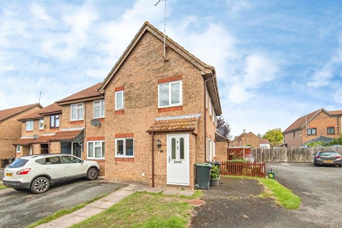 1 Bedroom Terraced House For Sale In Bignell Croft, Highwoods, Colchester, CO4