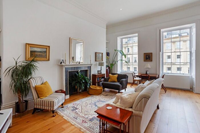 2 Bedroom Flat To Rent In Great Pulteney Street Bath, BA2