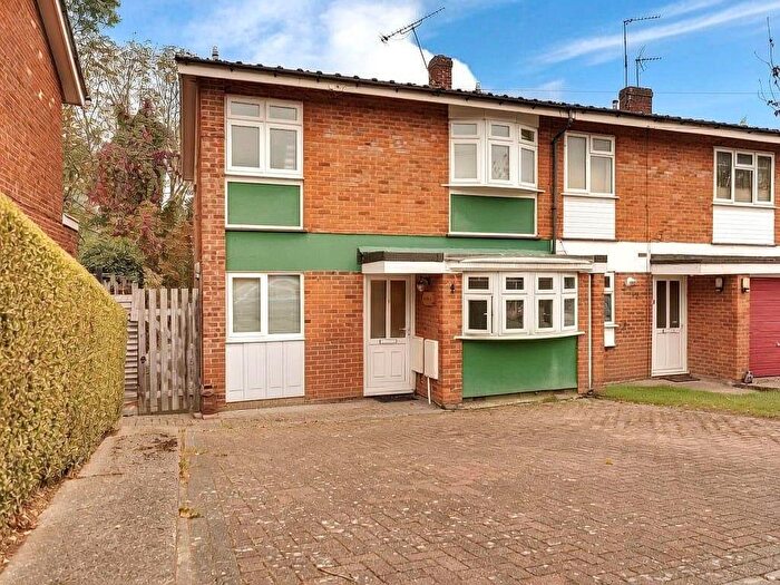 3 Bedroom Semi-Detached House For Sale In Hedgerows, Sawbridgeworth, CM21