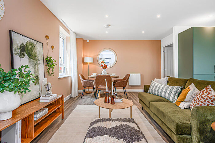2 Bedroom Detached House For Sale In Springstead Village, Cambridge, Cambridgeshire, CB1