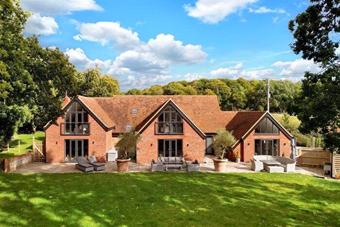 5 Bedroom Detached House To Rent In Ledgemore Lane, Gaddesden Row, Nr Berkhamsted, HP2