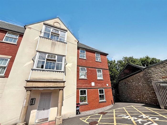 2 Bedroom Flat To Rent In Mellowes Court, West Street, Axminster, EX13