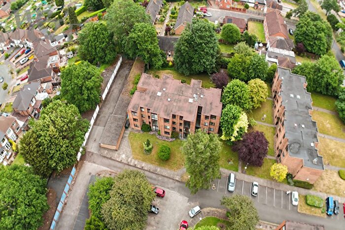 2 Bedroom Flat For Sale In Chester Road, Birmingham, B24