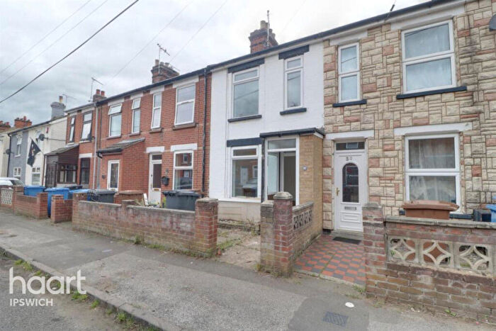 2 Bedroom Terraced House To Rent In Camden Road, Ipswich, IP3