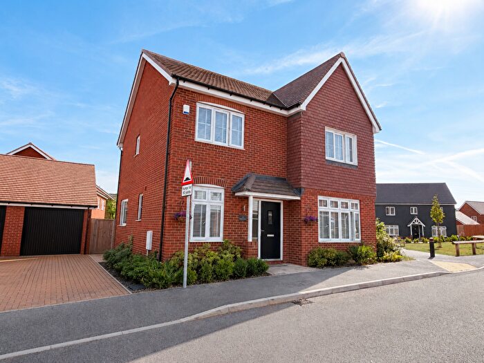 4 Bedroom Detached House For Sale In Horseshoe Way, Ash, Canterbury, CT3