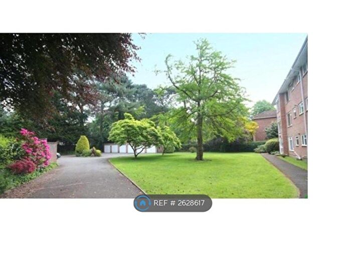 2 Bedroom Flat To Rent In Beau Court, Bournemouth, BH4
