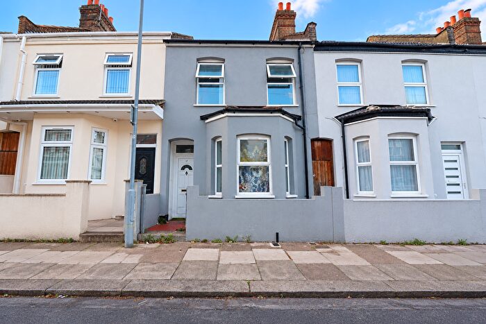 3 Bedroom Property To Rent In Vernon Road, Luton, LU1
