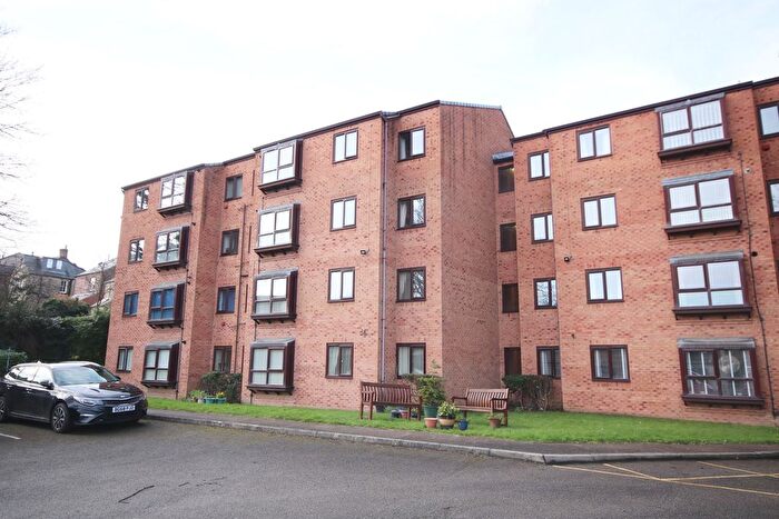 2 Bedroom Flat For Sale In Nether Edge Road, Sheffield, S7