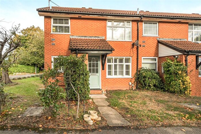 1 Bedroom Maisonette For Sale In Kesteven Way, Wokingham, Berkshire, RG41