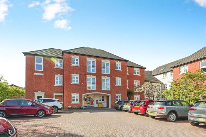 1 Bedroom Flat For Sale In Coventry Road, Coleshill, Birmingham, Warwickshire, B46