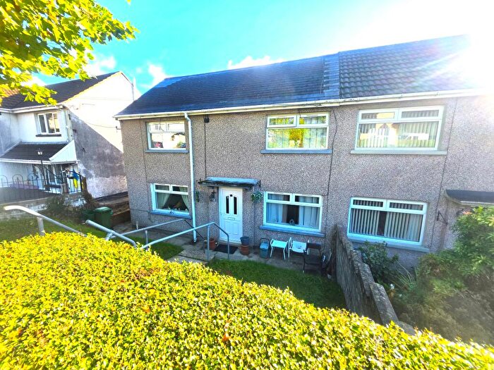 3 Bedroom Semi-Detached House For Sale In Fflorens Road, Treowen, Caerphilly County Borough, NP11