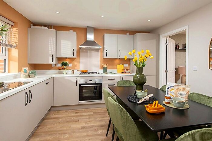 3 Bedroom Semi-Detached House For Sale In Henley Gate, Ipswich, IP1