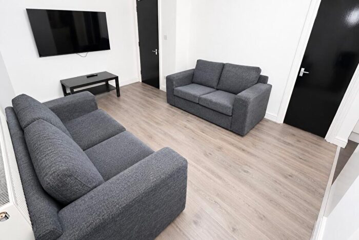 5 Bedroom Terraced House To Rent In Guelph Street, Liverpool, L7