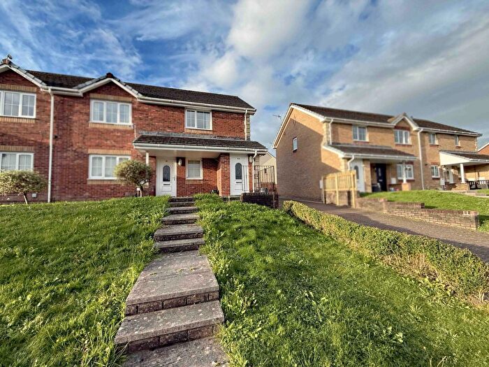 2 Bedroom Flat To Rent In Heol Y Bwlch, Llanelli, Carmarthenshire, SA14