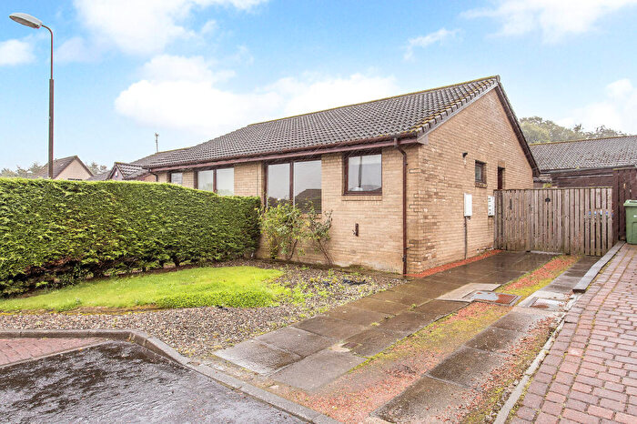 2 Bedroom Semi-Detached Bungalow For Sale In Heather Park, Seafield, West Lothian, EH47