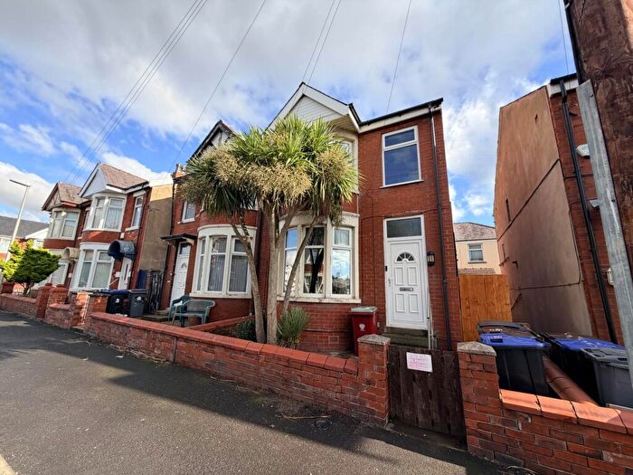 3 Bedroom Semi-Detached House To Rent In Rose Avenue, Blackpool, FY1