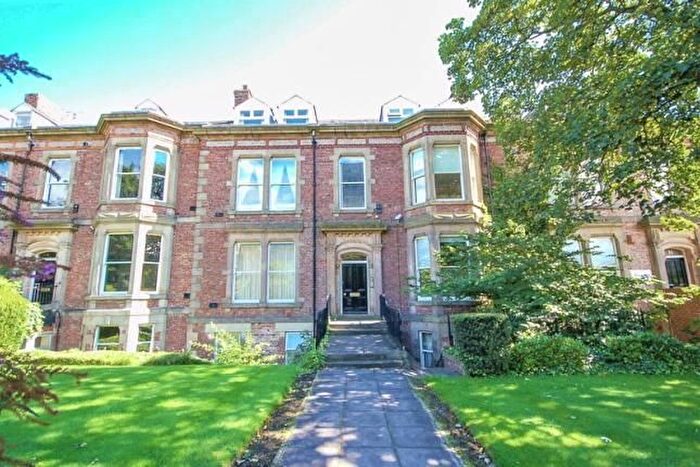 2 Bedroom Flat For Sale In Osborne Terrace, Jesmond, Newcastle Upon Tyne, NE2