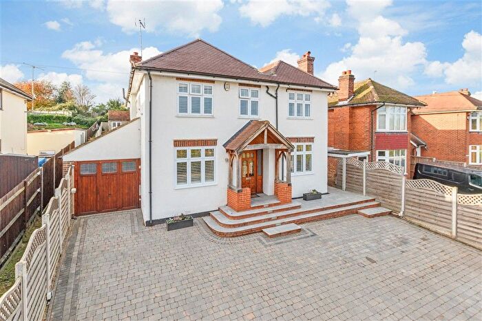 5 Bedroom Detached House For Sale In Chalk Road, Higham, Rochester, Kent, ME3