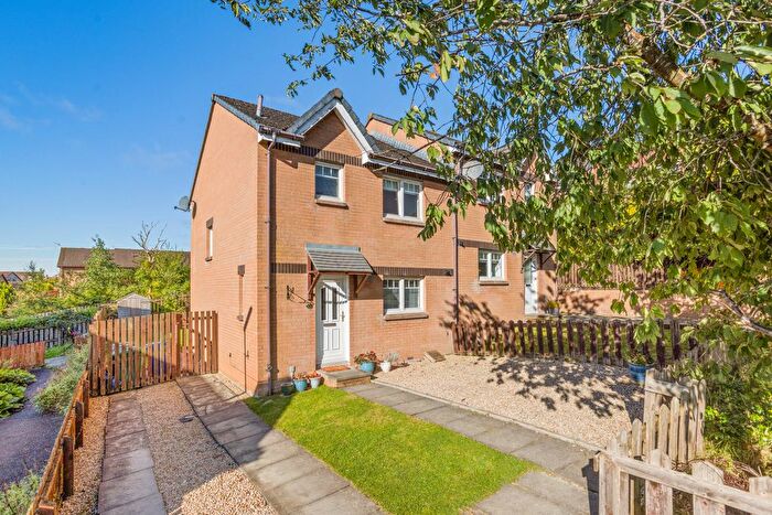 3 Bedroom Semi-Detached House For Sale In Colliston Road, Dunfermline, Fife, KY12