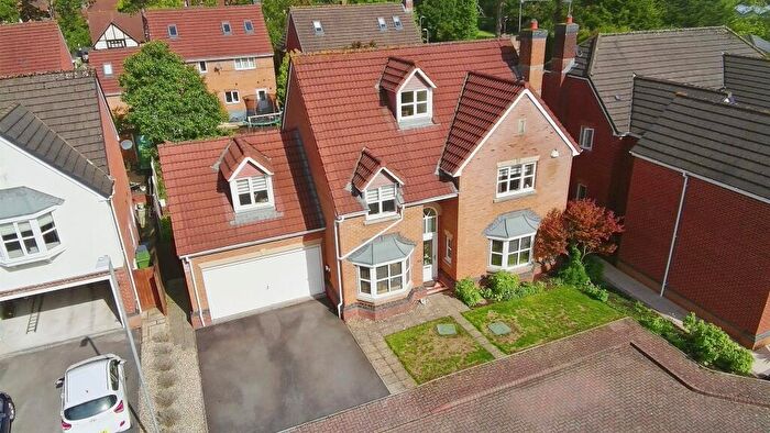 5 Bedroom Detached House For Sale In Clos Padrig, St. Mellons, Cardiff, CF3