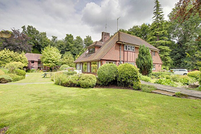 1 Bedroom Flat For Sale In Church Road, Caversham, RG4