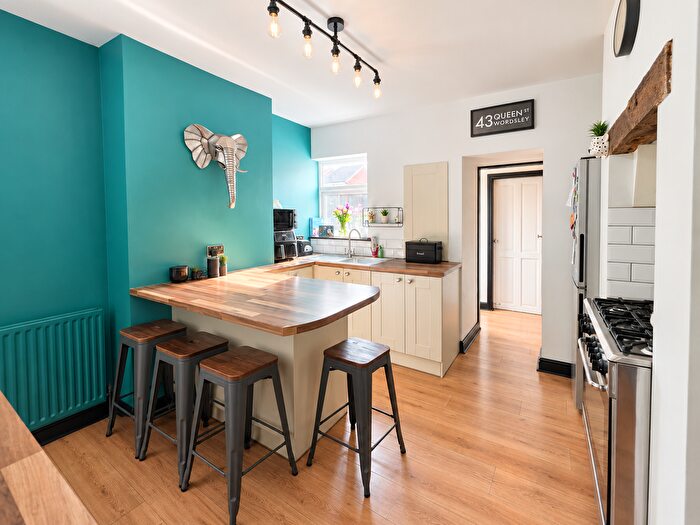 3 Bedroom Terraced House For Sale In Queen Street, Wordsley, Stourbridge, DY8