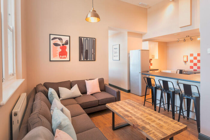 5 Bedroom Block Of Apartments To Rent In Flat L Bishop Blackall School, Exeter, EX4