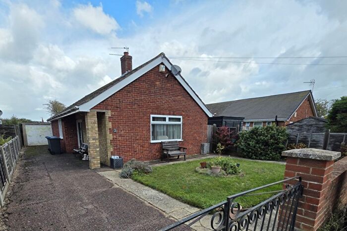 3 Bedroom Bungalow To Rent In Shelton Road, Lowestoft, NR33