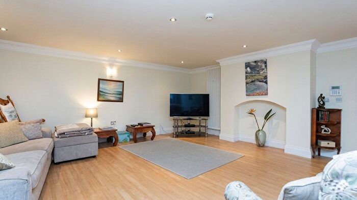 2 Bedroom Flat For Sale In Winckley Square, Preston, PR1