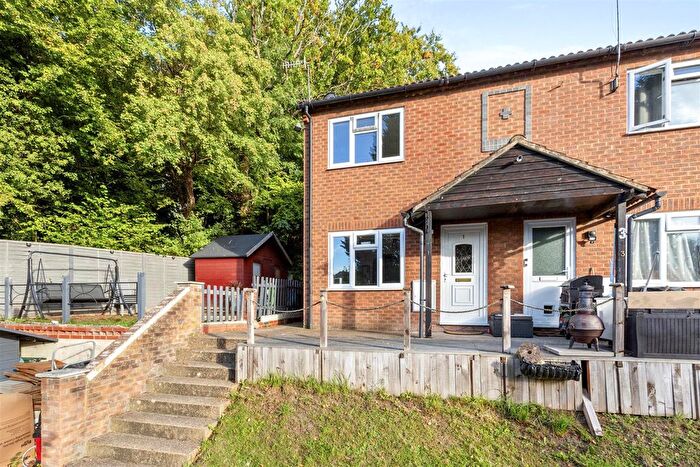 1 Bedroom Semi-Detached House For Sale In Westfield Walk, High Wycombe (Private Garden), HP12