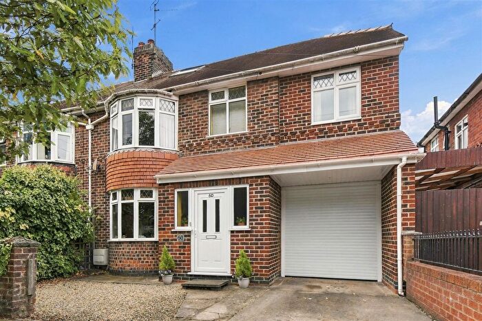 5 Bedroom Semi-Detached House For Sale In Beech Avenue, Holgate, YO24