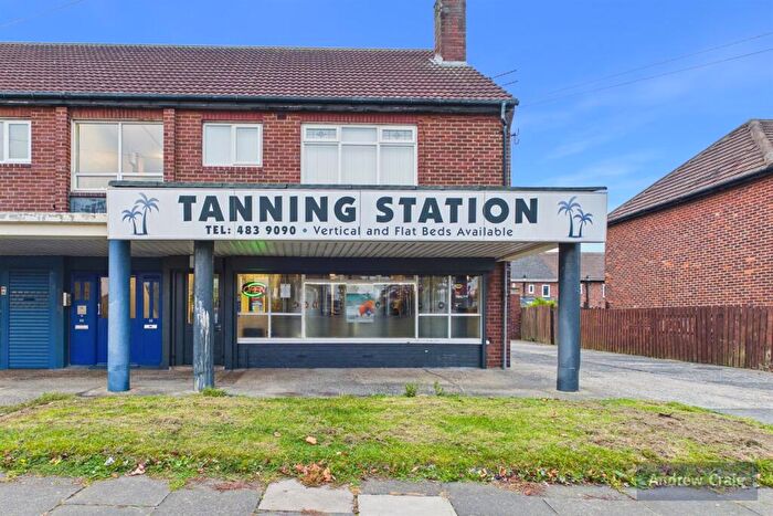 2 Bedroom Flat For Sale In Coniston Avenue, Hebburn, NE31