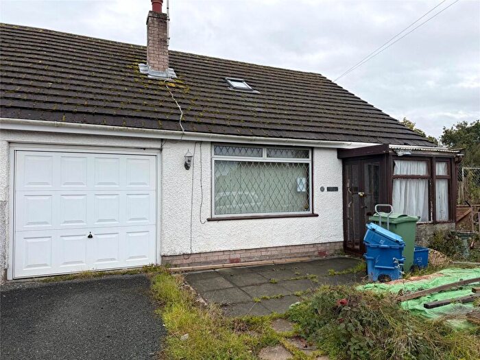 3 Bedroom Bungalow For Sale In Ffordd Cynan, Bangor, Gwynedd, LL57