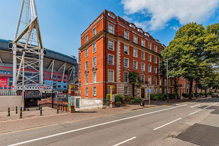 2 Bedroom Flat For Sale In Westgate Street, City Centre, Cardiff, CF10