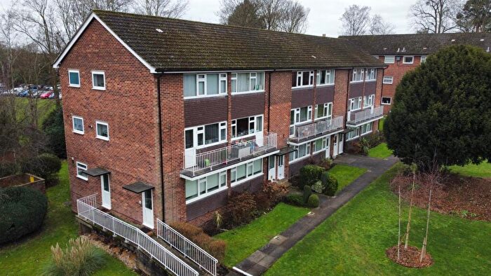 2 Bedroom Apartment To Rent In Calder Court, Maidenhead, Berkshire, SL6
